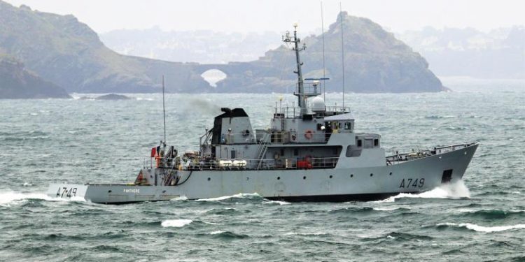 طلقات تحذيرية تركية لدورية يونانية