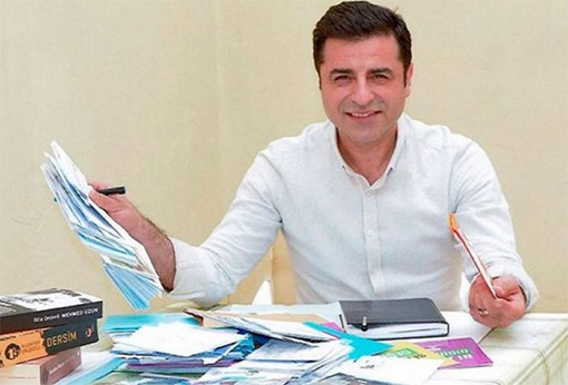 دميرطاش: ابنتي الكبرى مترددة في التصويت بالانتخابات