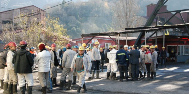 تركيا.. أربعة مسئولين عن كارثة منجم أماسرا مهددين بالحبس 1080 سنة