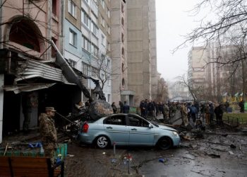 مقتل وزير الداخلية الأوكراني و15 آخرين إثر تحطم مروحية (فيديو)