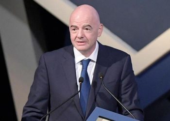 رئيس الفيفا يبعث رسالة دعم وتعزية إلى تركيا 