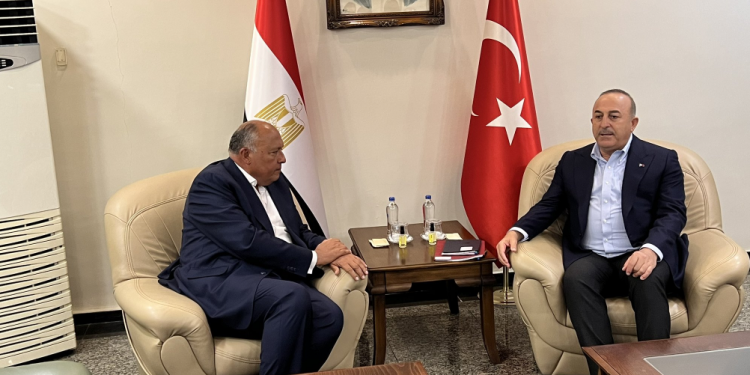 وزير خارجية تركيا: أشكر مصر على المساعدات لضحايا الزلزال