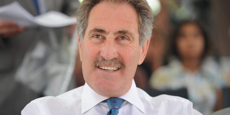 وزير سابق يحذر أردوغان من الترشح للمرة الثالثة