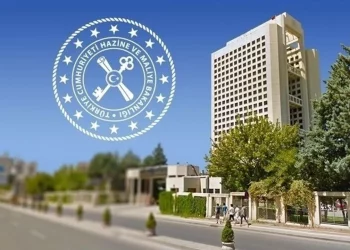 الخزانة التركية تقترض 32.7 مليار ليرة