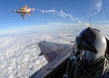 بعد فصل المئات تعسفيًا.. القوات الجوية التركية تبحث عن طيارين