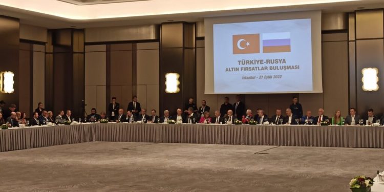 واشنطن تطالب تركيا بوقف التصدير إلى روسيا