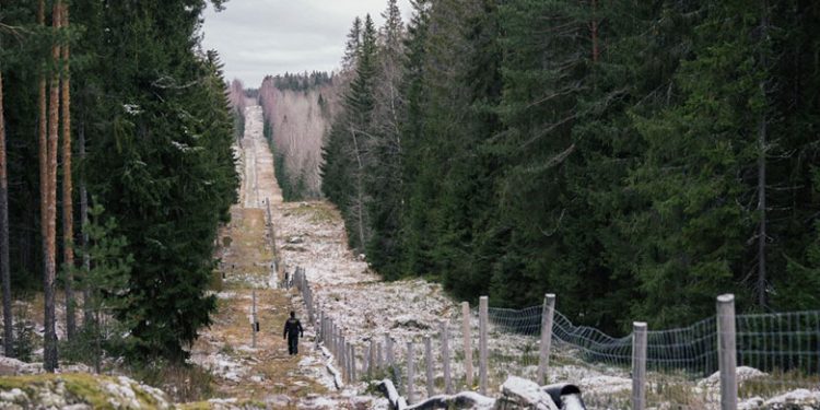 فنلندا تبدأ ببناء سياج على الحدود الروسية