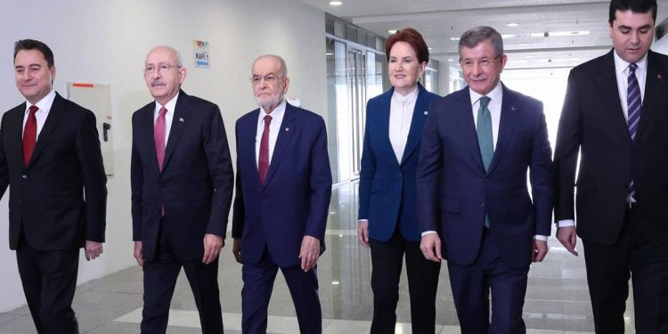 الصحافة الألمانية: صراع المعارضة هدية من السماء لأردوغان