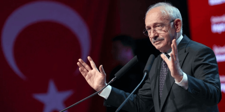 زعيم المعارضة التركية يطلق رسميا حملته الانتخابية