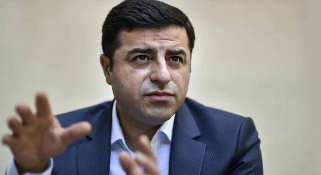 دميرطاش يعلق على انشقاق ميرال أكشنار