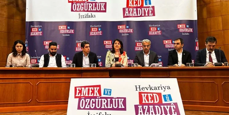  التحالف الكردي في تركيا لن يقدم مرشحاً للانتخابات الرئاسية