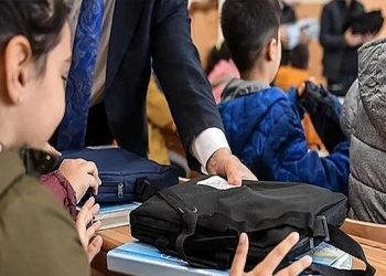 تركيا تكشف عدد الطلاب المنقولين من 10 مدن دمرها الزلزال