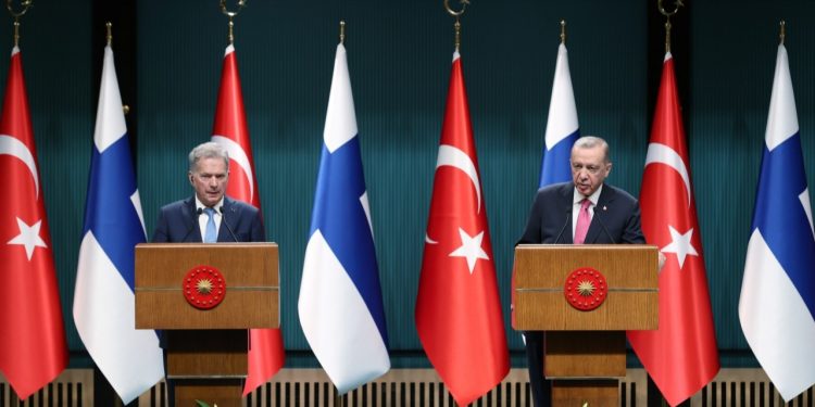بروتوكول انضمام فنلندا إلى الناتو يصل البرلمان التركي