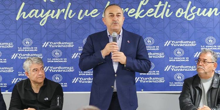 وزير خارجية تركيا: المعارضة تريد جلب الفوضى