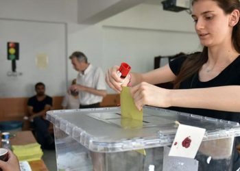 “أقلية نسوية” في انتظار برلمان تركيا 