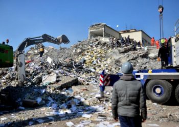 تركيا.. تراجع أعداد العمال المؤمّن عليهم بمناطق الزلزال 