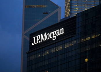 بنك جي.بي. مورجان يكشف توقعاته لسعر الدولار في تركيا عقب الانتخابات