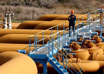 إقليم كردستان ينتظر الرد من تركيا بشأن تصدير النفط