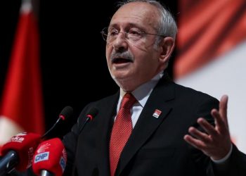 كيليتشدار أوغلو: سنضمن للاجئين السوريين عودةً ترضيهم