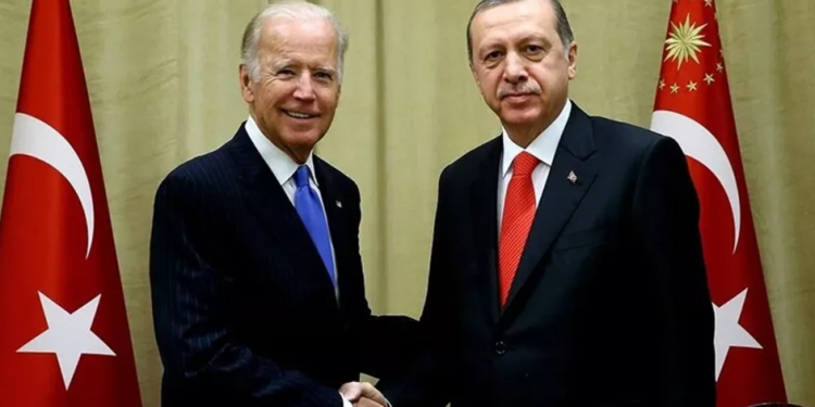 بايدن: أتطلع لمواصلة العمل مع أردوغان 