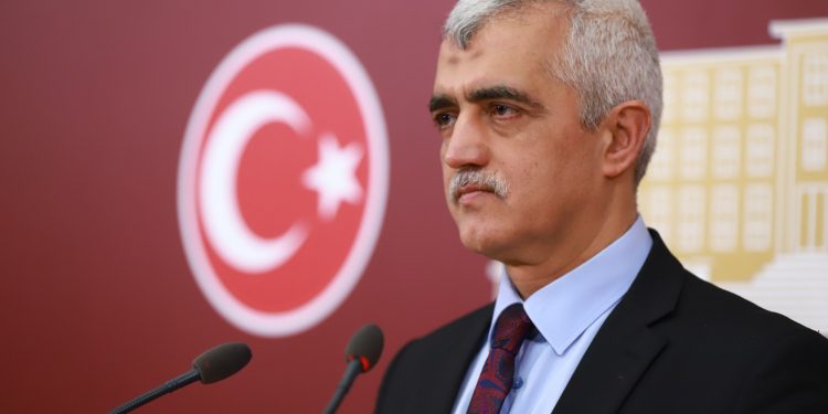 جرجرلي أوغلو يفوز بعضوية البرلمان مجددًا