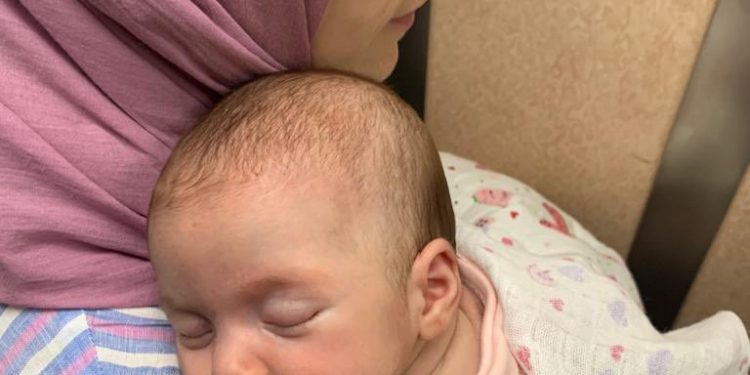 تركيا.. نقل رضيع إلى المستشفى بعد أيام من اعتقال والدته