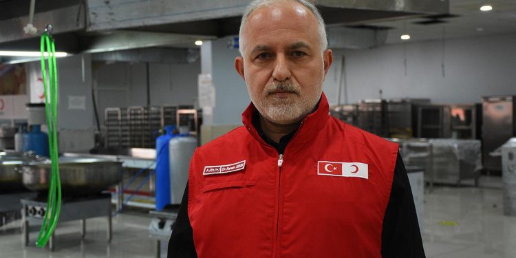 استقالة رئيس الهلال الأحمر التركي قبل يومين من الانتخابات