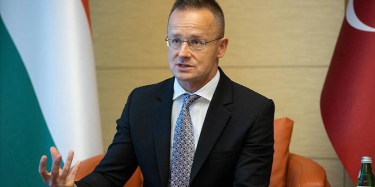 المجر: سنواصل التشاور مع تركيا بشأن عضوية السويد في الناتو