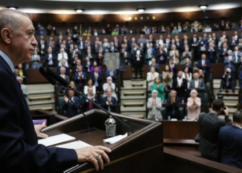 أردوغان يصدر تعليمات لحزبه باستعادة البلديات الكبرى من المعارضة