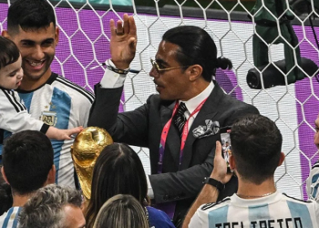 الشيف التركي نصرت: لن أخطو أبدًا في ملعب كأس العالم مرة أخرى