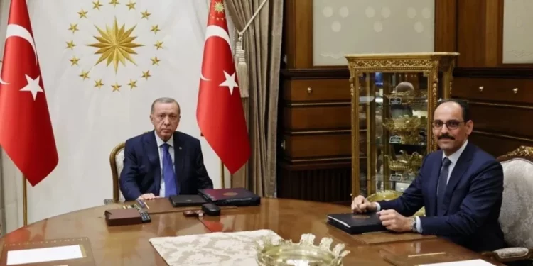 اللقاء الأول بين أردوغان ورئيس المخابرات التركية