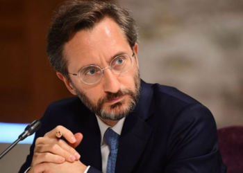 أردوغان يجدد الثقة في فخر الدين ألتون  