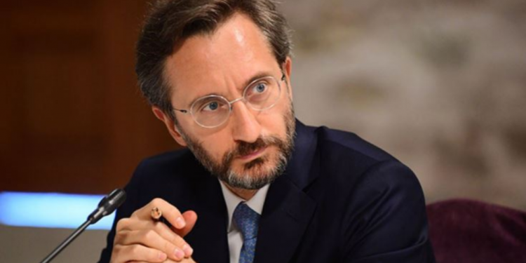 أردوغان يجدد الثقة في فخر الدين ألتون