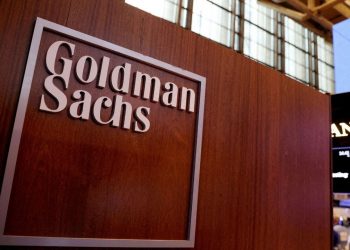 خبير اقتصادي: الفائدة في تركيا يجب أن تصل 40%