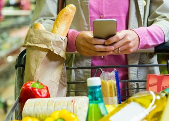 70% من العائلات في تركيا تكافح لتغطية النفقات 