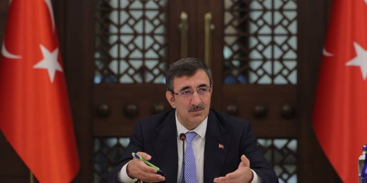 نائب أردوغان: ننتظر من الإمارات 11.5 مليار دولار