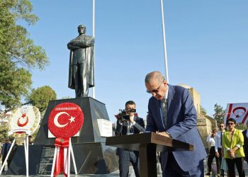 وزير الخارجية القبرصي يدين زيارة أردوغان لشمال الجزيرة