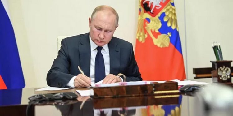 روسيا تطبق حظر تغيير الجنس  