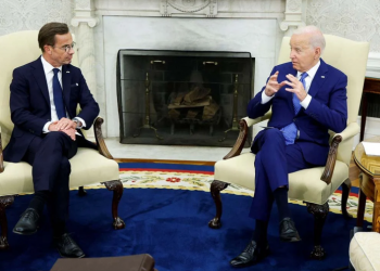 بايدن يدعو تركيا والمجر لقبول السويد في الناتو