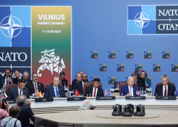 وول ستريت جورنال: 3 أسباب تجعل أردوغان يتوجّه للغرب