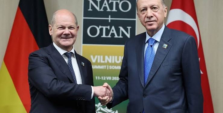 أولاف شولتز: آمل في حدوث تقارب بين الاتحاد الأوروبي وتركيا