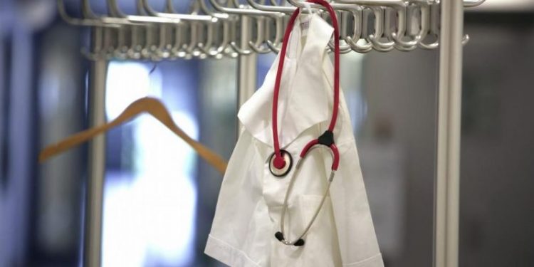 تركيا… زيادة قياسية بأعداد الأطباء الساعين للهجرة