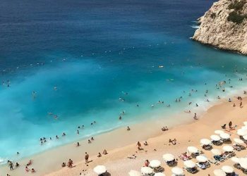 ازدياد عدد الأتراك الذين لا يمكنهم الذهاب في عطلة