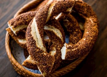 في ظل ارتفاع الأسعار؛ إزمير تبدأ ببيع السميط بشكل مجزَّأ