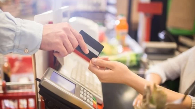 زيادة قياسية في الإنفاق عبر بطاقات الائتمان في تركيا