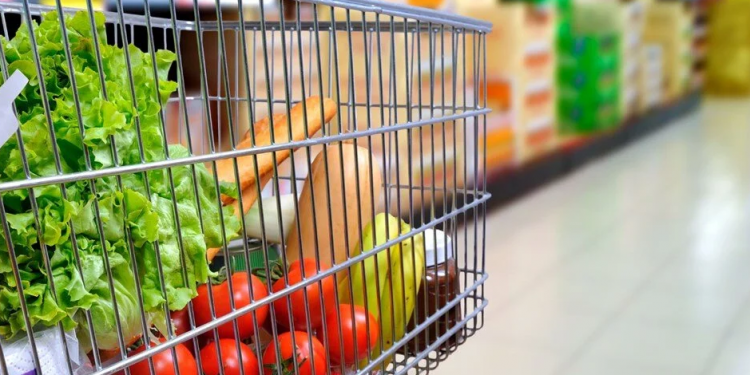 الأغذية ترتفع في تركيا بينما تنخفض عالميًا