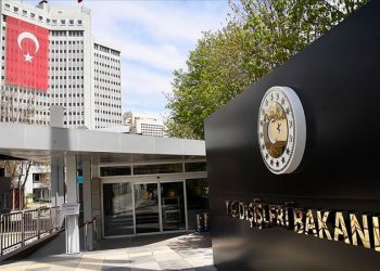 تركيا تؤيد العشائر العربية في دير الزور