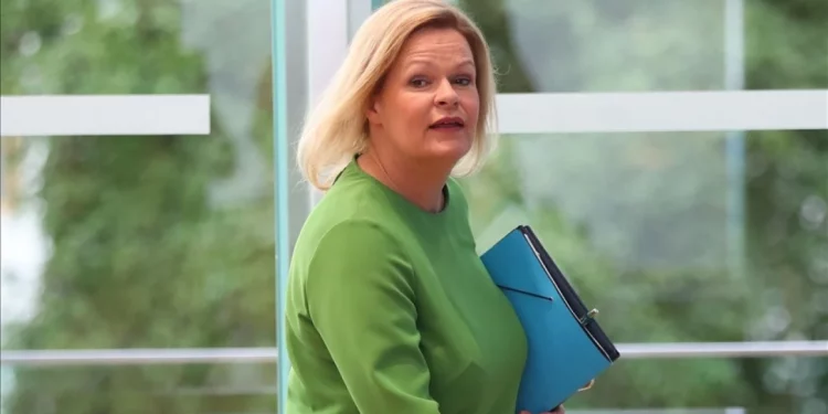 وزيرة الداخلية الألمانية: اتفاق الهجرة مع تركيا غير فعال