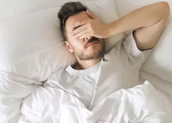 كيف تنام بشكل مريح في الطقس الحار؟