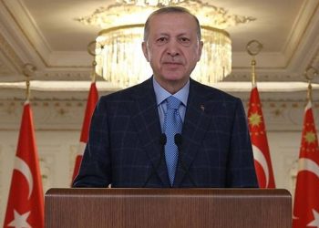 أردوغان يدعو الشعب للمشاركة في احتفالات مئوية تركيا